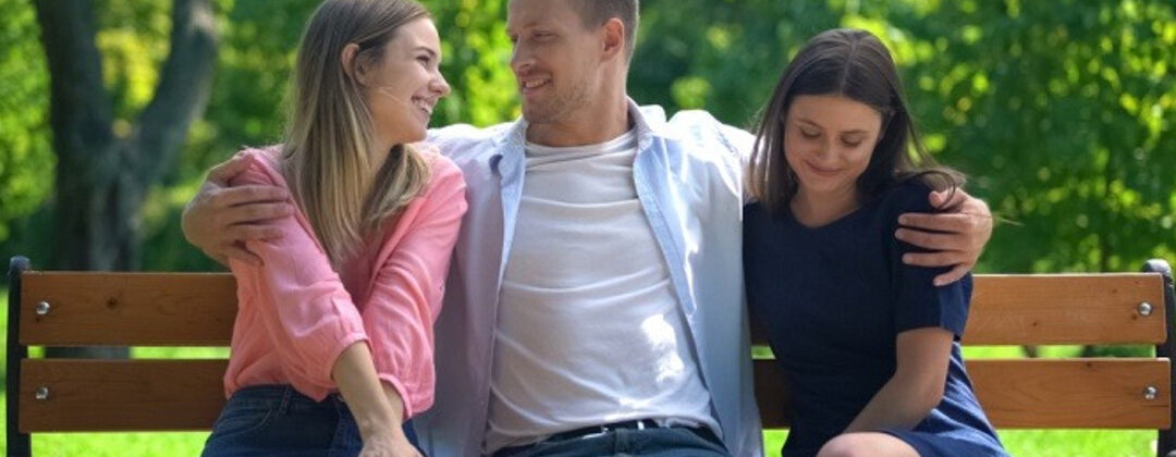 Gérer la jalousie et les inégalités d&rsquo;attention dans une relation polyamoureuse